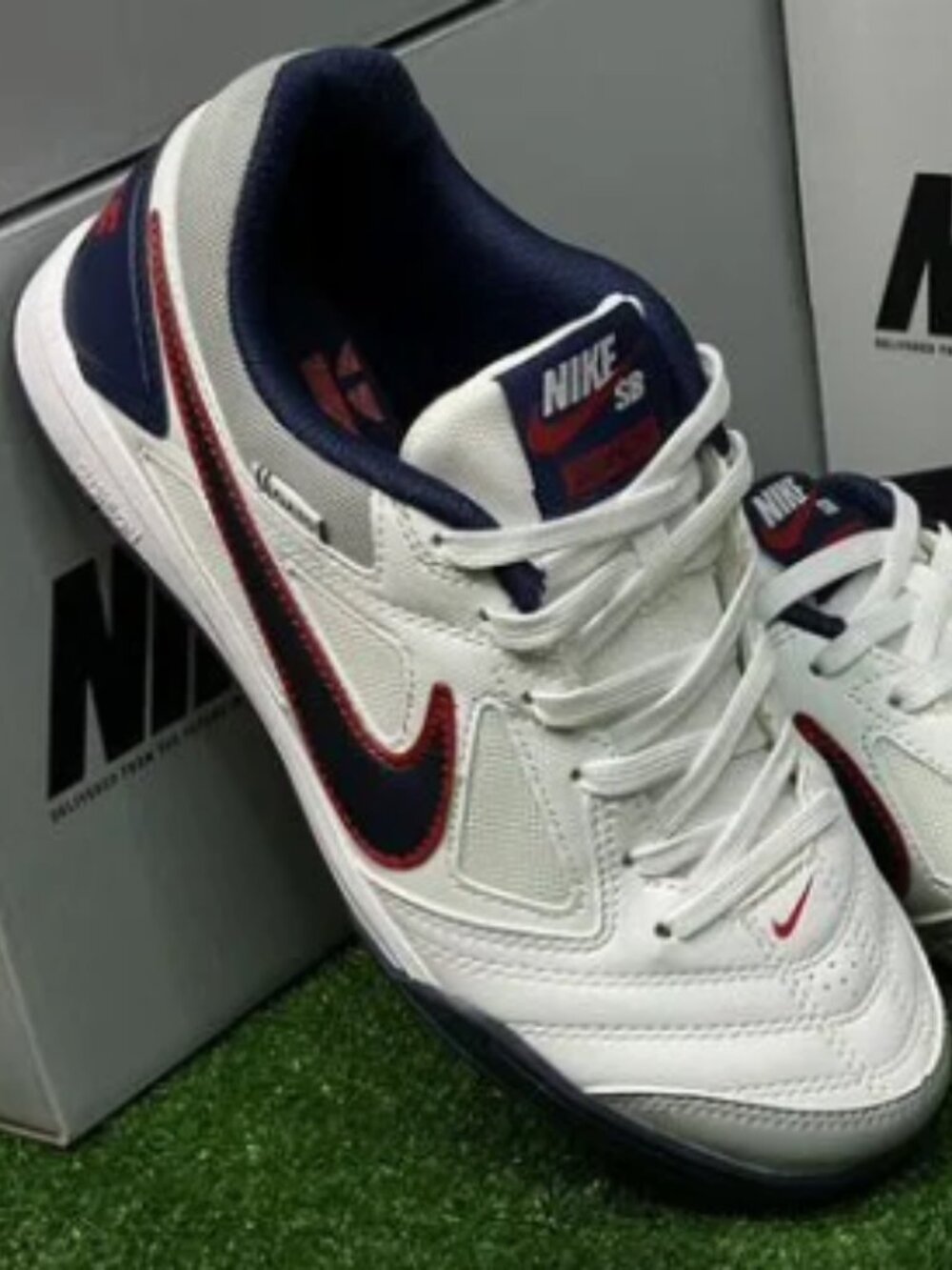 Nike SB Check Solarsoft Skate Shoes White Navy Red
